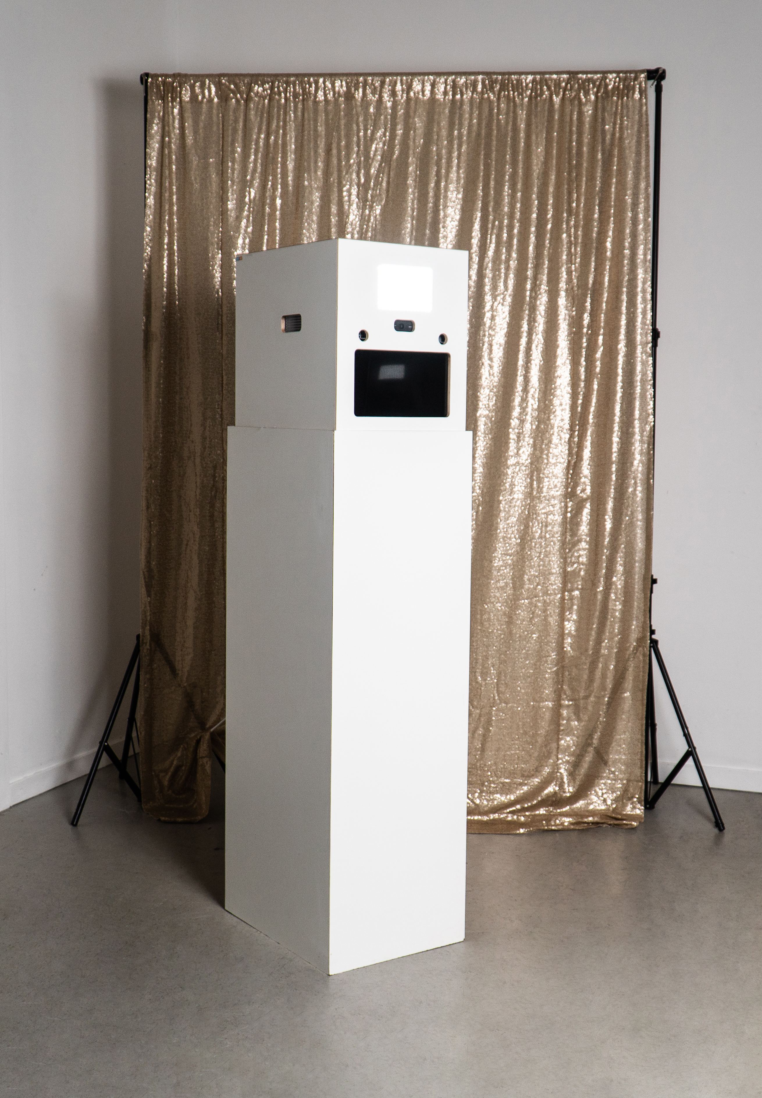 Glitterbackdrop (guld) – Glittrig backdrop (bild 1)